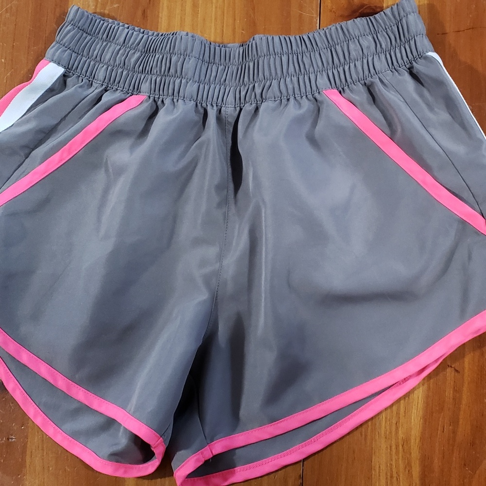 stretchy shorts